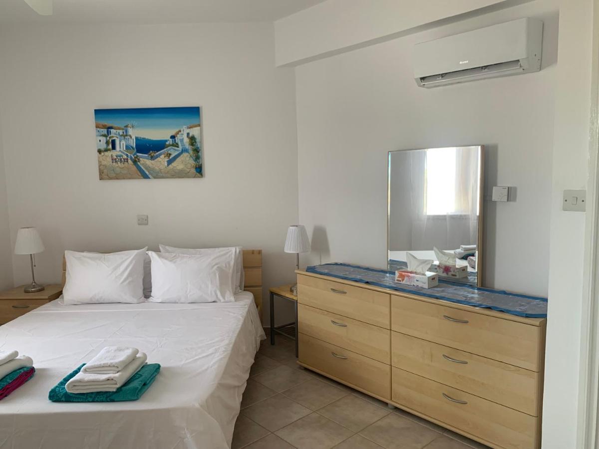 Kings Palace - Stylish, Modern 2 Bed With Sea Views Paphos Exterior foto